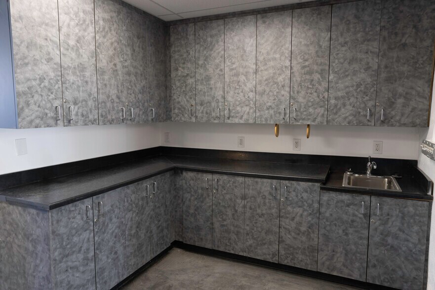 More Photos Of 246-248 S Broadway, Denver Storefront Retail Residential For Sale