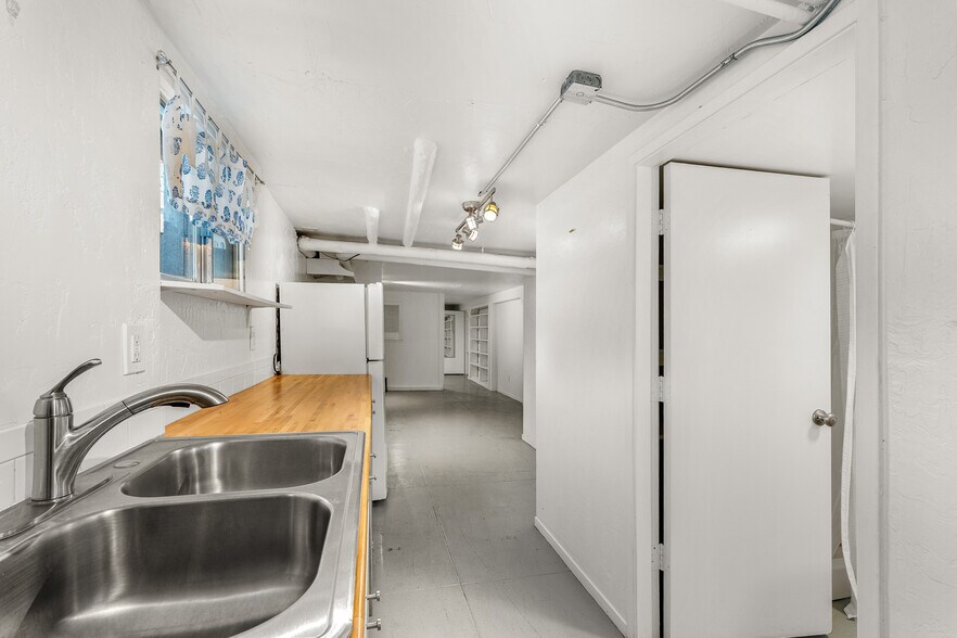 More Photos Of 204 Moran St, Reno Apartments For Sale