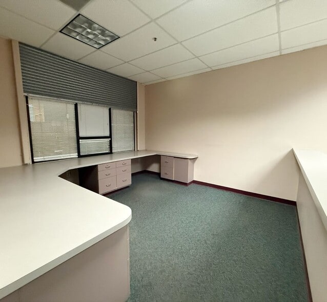 More Photos Of 4700 Jefferson St NE, Albuquerque Medical For Lease
