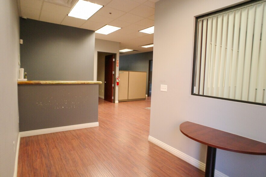 More Photos Of 6280 Spring Mountain Rd, Las Vegas Office For Lease