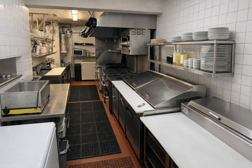 More Photos Of 482 Piermont Ave, Piermont General Retail For Lease