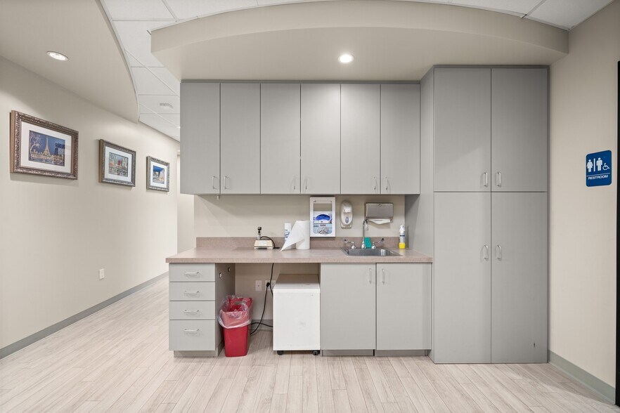 More Photos Of 15944 Los Serranos Country Club Dr, Chino Hills Coworking Space