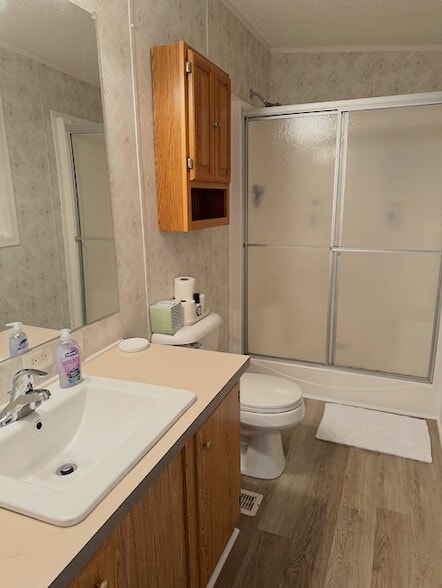 More Photos Of 422 Henry St, Stanleytown Specialty For Sale