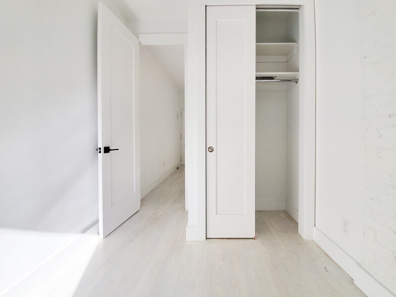 More Photos Of 750 Washington Ave, Brooklyn Apartments For Sale