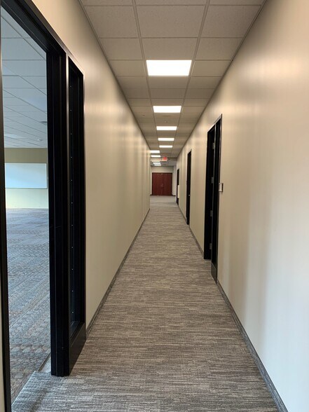 More Photos Of 8147 Globe Dr, Woodbury Medical For Lease