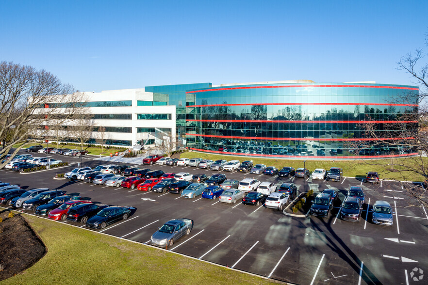 Primary Photo Of 150 Motor Pkwy, Hauppauge Office For Lease