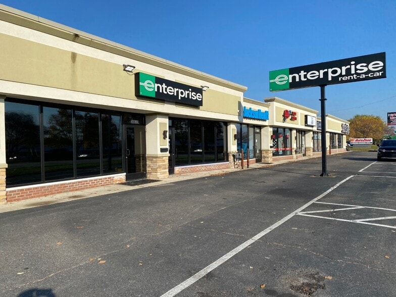 Primary Photo Of 36633-36649 S Gratiot Ave, Clinton Township Unknown For Lease