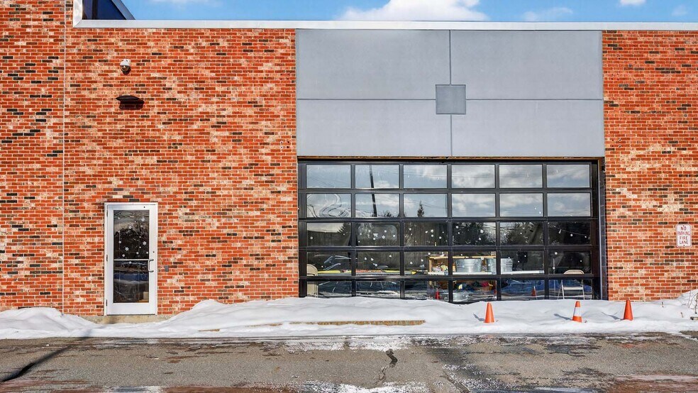 More Photos Of 95-97 Darling Ave, South Portland Office For Sale