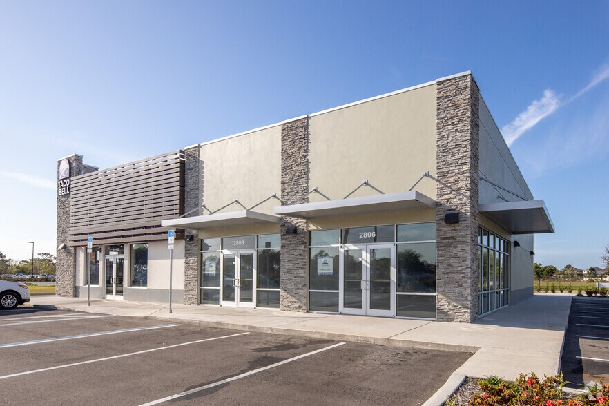 More Photos Of 2850 E Osceola Pky, Kissimmee Unknown For Lease