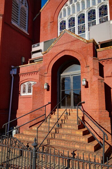 More Photos Of 2600 E Marshall St, Richmond Religious Facility For Sale