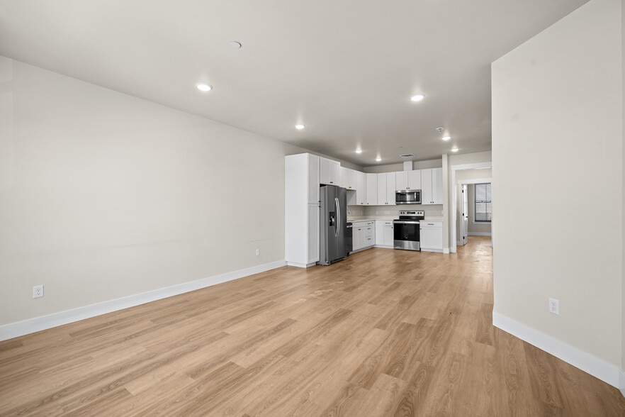 More Photos Of 1625 Annafeld Pky E, Billings Apartments For Sale