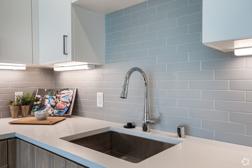 More Photos Of 3093 Broadway, Oakland Apartments For Lease