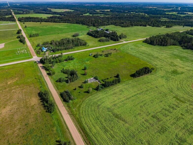 More Photos Of 56529 Range Rd 212, Rural Sturgeon County Land For Sale