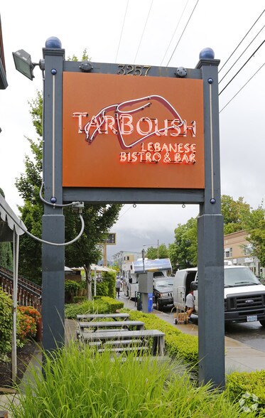 More Photos Of 3257 SE Hawthorne Blvd, Portland General Retail For Sale