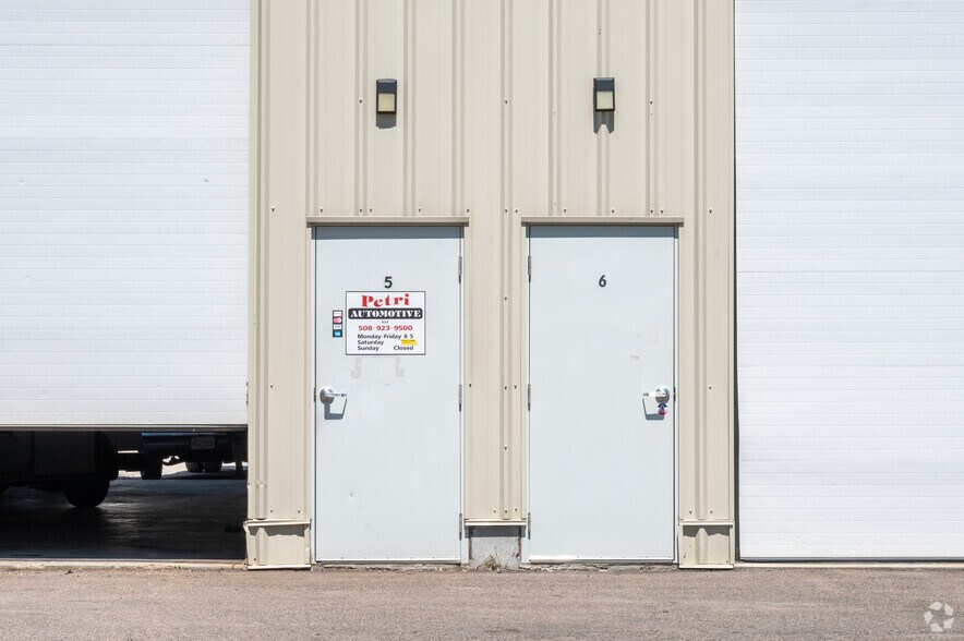 More Photos Of 355 Wareham St, Middleboro Distribution For Lease