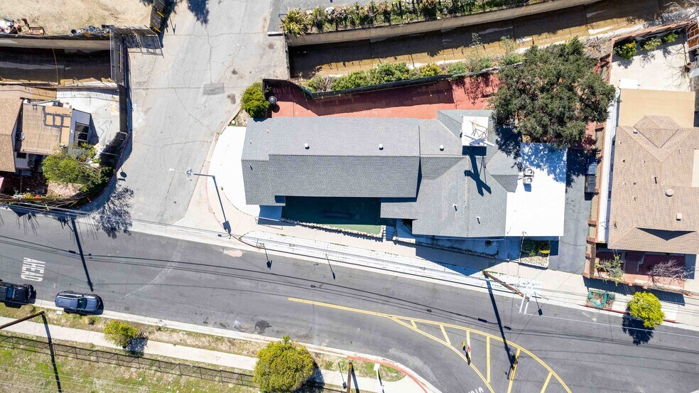 More Photos Of 7510 Valaho Dr, Tujunga Religious Facility For Sale