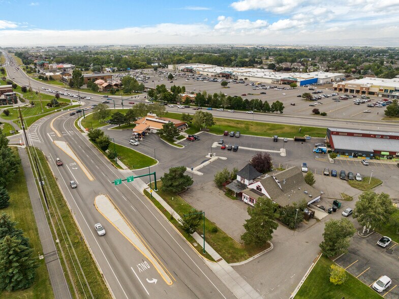 More Photos Of 2711 W College St, Bozeman Restaurant For Sale