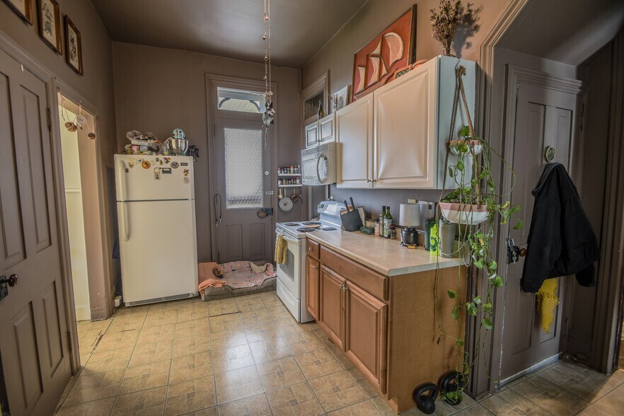 More Photos Of 1 S Main St, Richlandtown Apartments For Sale