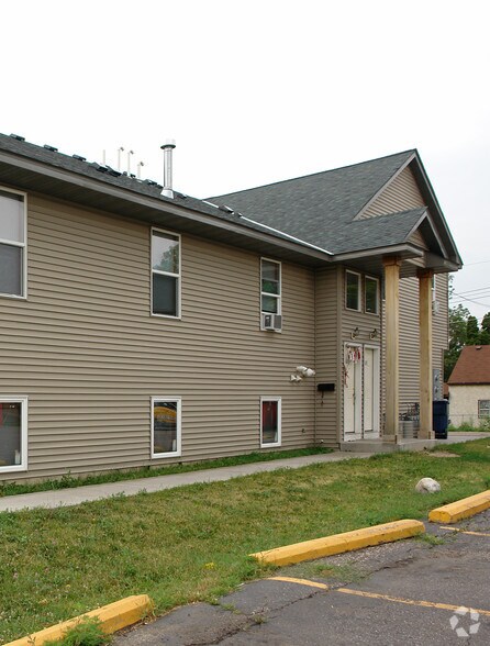 More Photos Of 1599-1605 Rice St, Saint Paul Apartments For Sale
