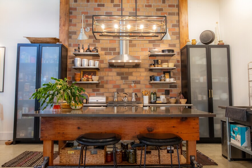 More Photos Of 12 Neil Rd, Beaufort Flex For Sale