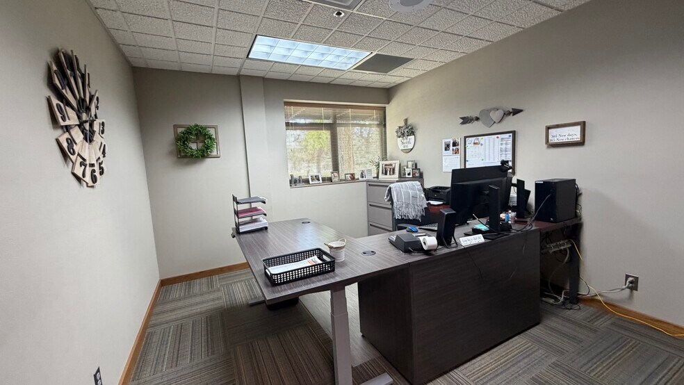 More Photos Of 5201 S 19th St, Lincoln Warehouse For Sale