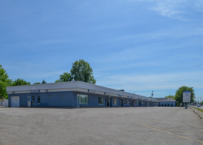 More Photos Of 2105-2133 W 8th St, Erie Office For Lease