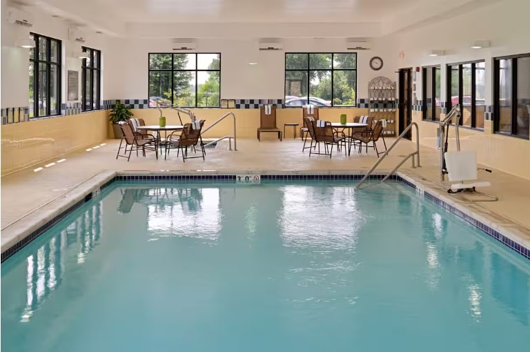 More Photos Of 5723 Heritage Crossing Dr, Glen Carbon Hotel For Sale