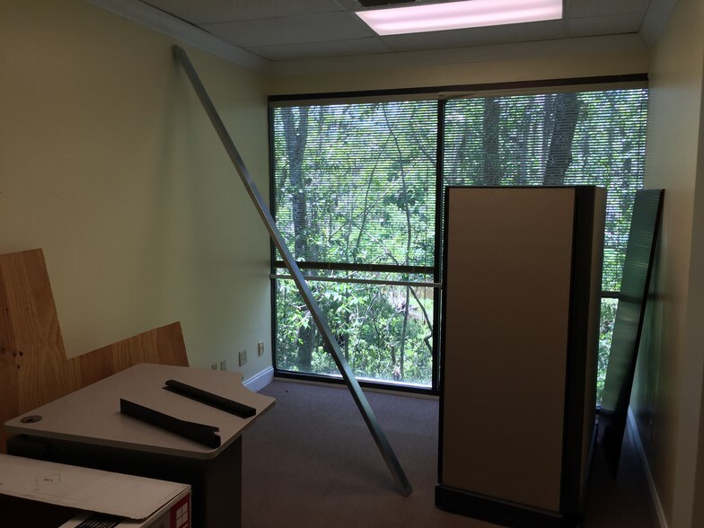 More Photos Of 2301 Park Ave, Orange Park Office For Lease