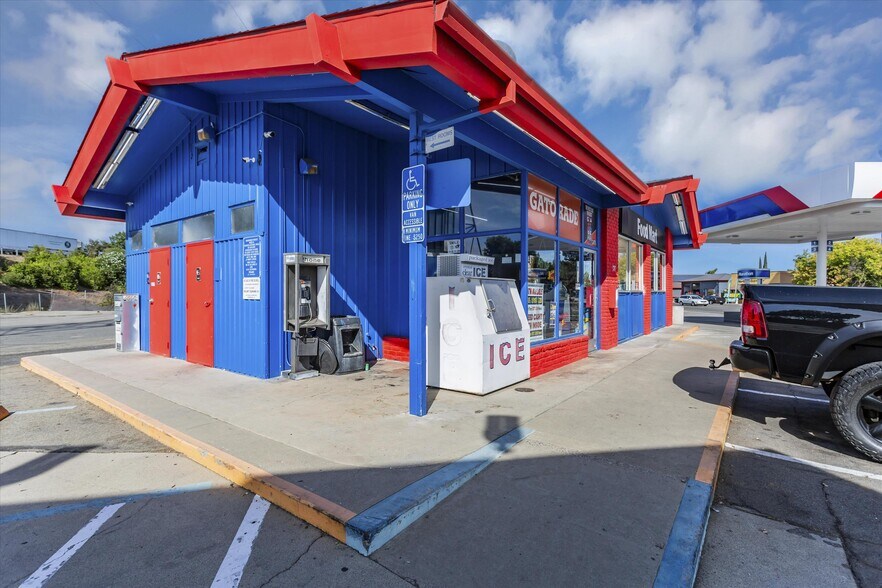 More Photos Of 2470 Balls Ferry Rd, Anderson Service Station For Sale