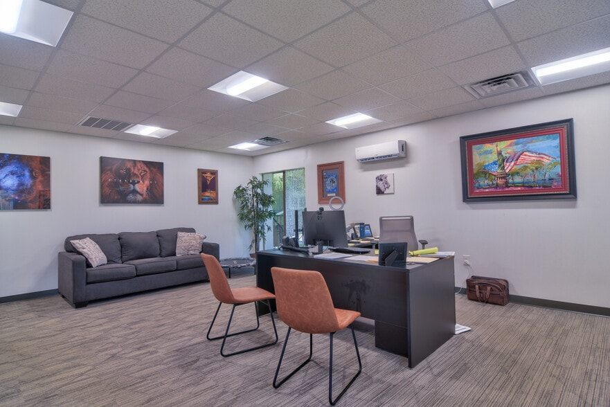 More Photos Of 12945 Seminole Blvd, Largo Office For Lease