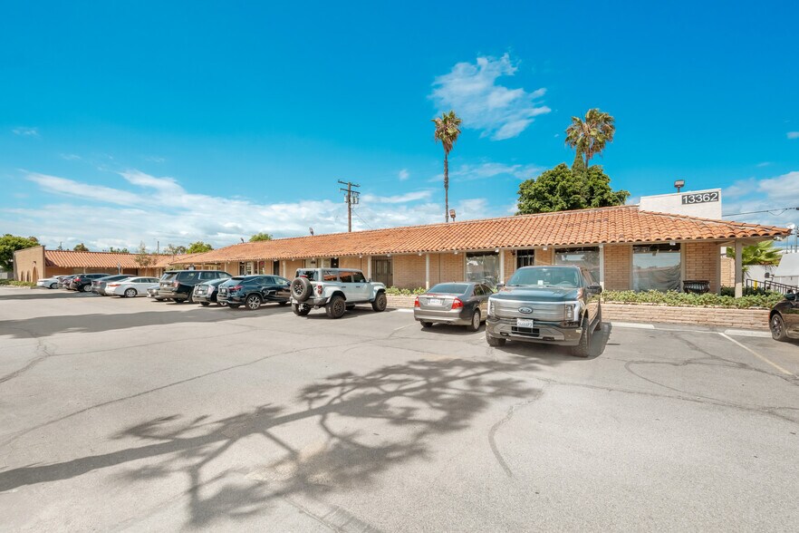 More Photos Of 13362 Newport Ave, Tustin Unknown For Lease