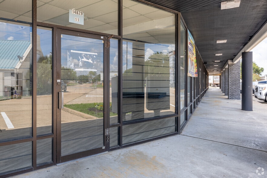 More Photos Of 14829 Bellaire Blvd, Houston Storefront Retail Office For Lease
