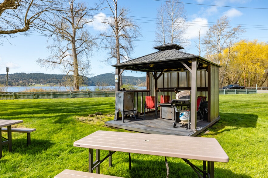 More Photos Of 6676 State Route 20, Anacortes Hotel For Sale