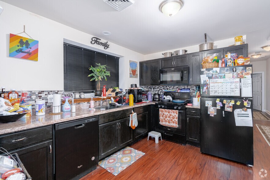 More Photos Of 334 S Broad St, Trenton Apartments For Sale