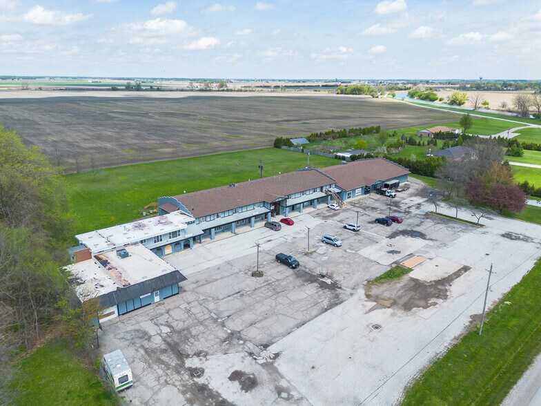 More Photos Of 2024 Dufferin Av, Wallaceburg Apartments For Sale