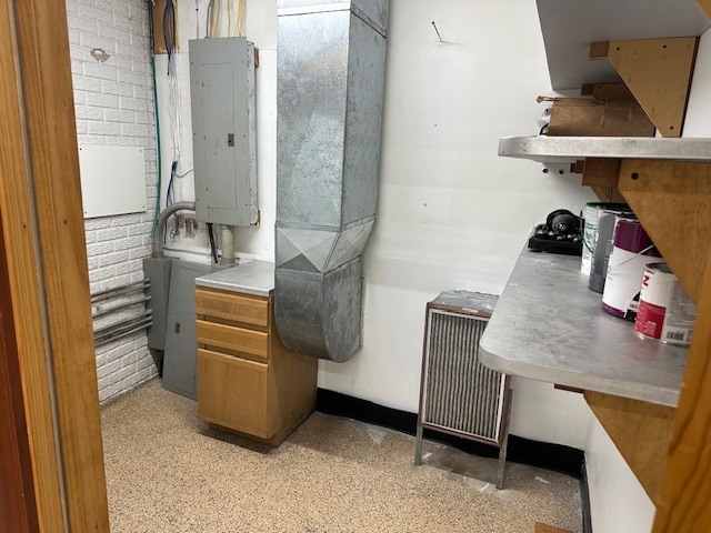 More Photos Of 147 Danbury Rd, New Milford Flex For Sale