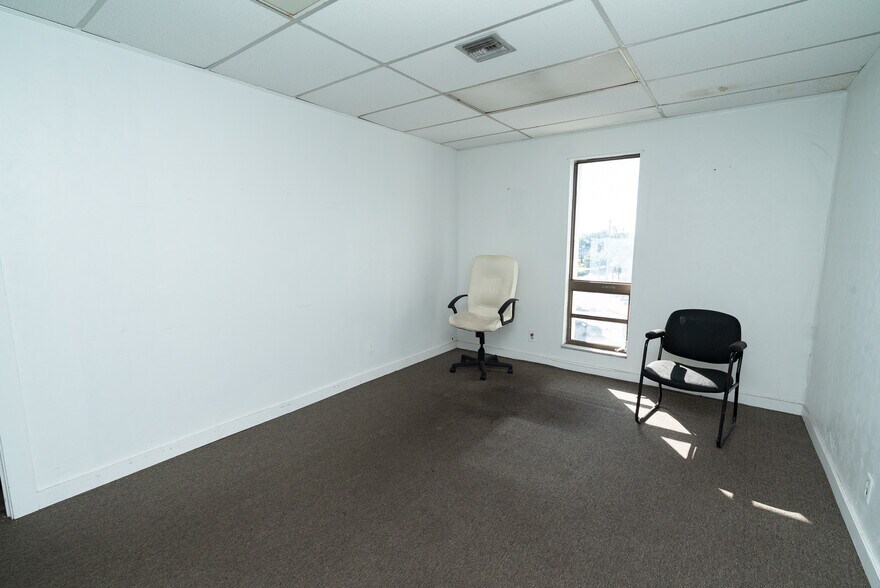 More Photos Of , Fort Lauderdale Office For Sale