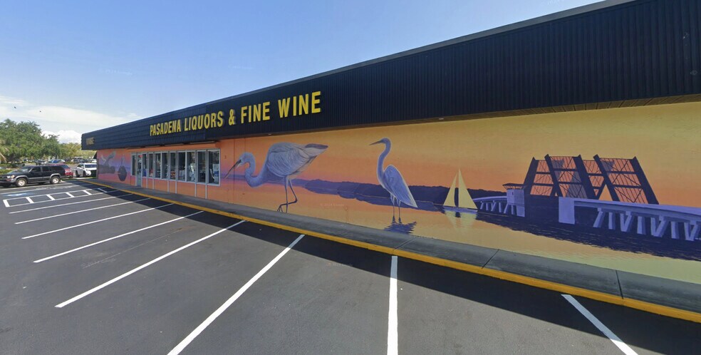 More Photos Of 1100 Pasadena Ave S, South Pasadena Bar For Lease