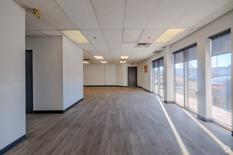 More Photos Of 6305 Danville Rd, Mississauga Warehouse For Sale