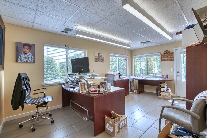 More Photos Of 1120 Boston Ave, Longmont Warehouse For Lease