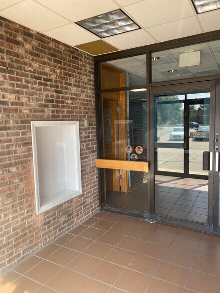 More Photos Of 1275 Bloomfield Ave, Fairfield Office For Lease