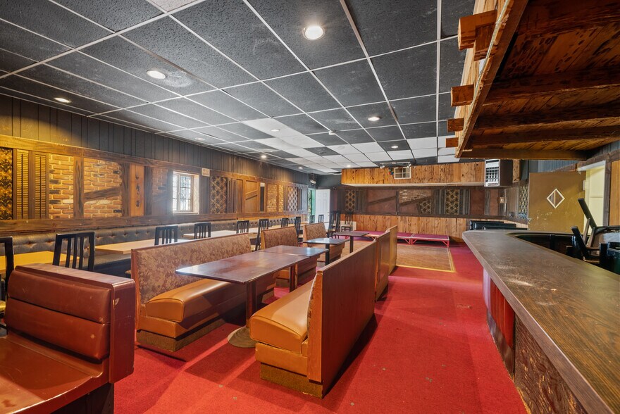 More Photos Of 11456-11464 Whittier Blvd, Whittier Restaurant For Sale