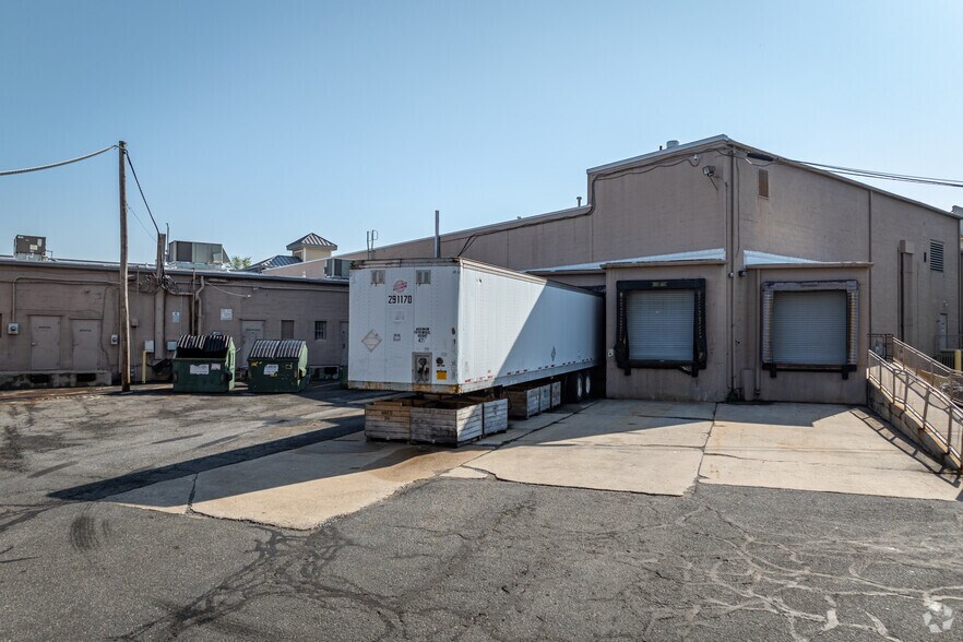 More Photos Of 531 US Highway 22, White House Station Unknown For Lease