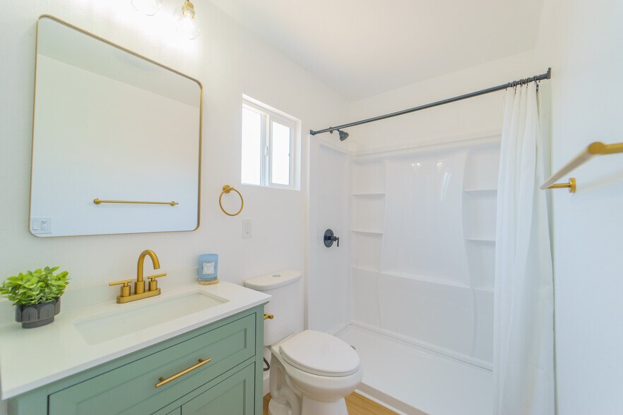 More Photos Of 530-32 Delaware St, Imperial Beach Apartments For Sale