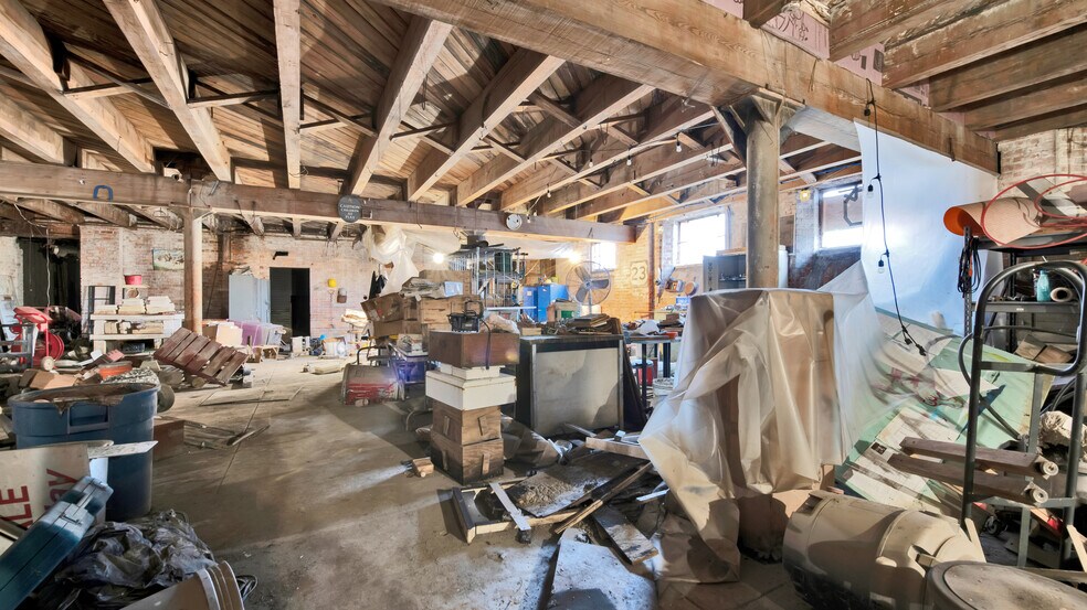 More Photos Of 2941 E Warren Ave, Detroit Apartments For Sale