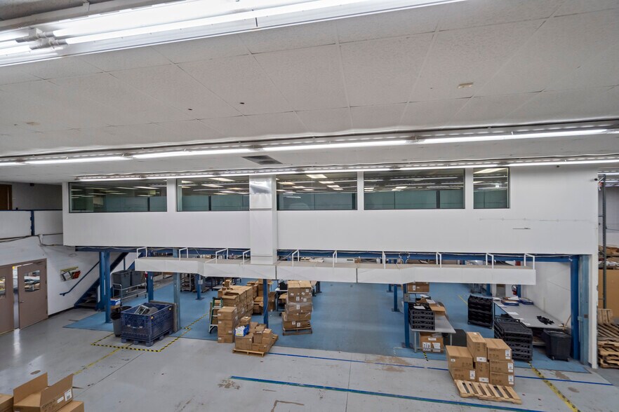 More Photos Of 4985 N 30th St, Colorado Springs Manufacturing For Sale