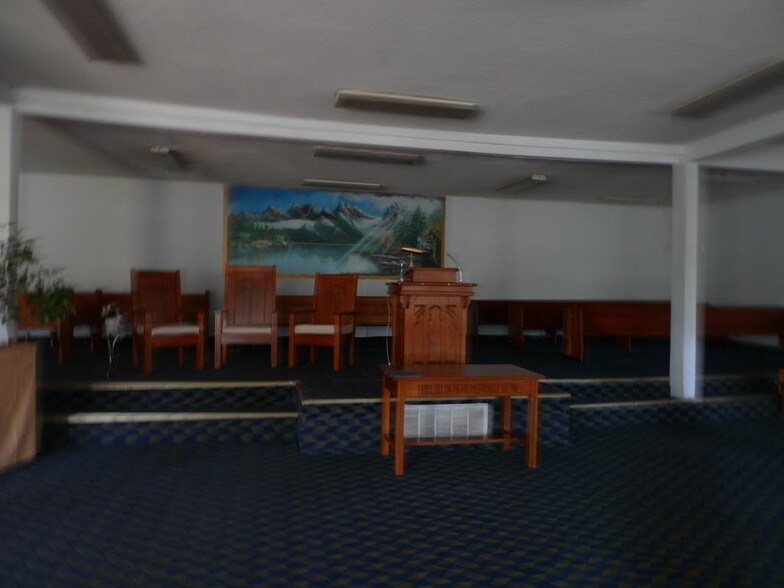 More Photos Of 7024 North Rd, North Religious Facility For Sale