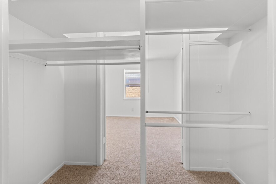 More Photos Of 2404 Louise St, Denton Multifamily For Sale