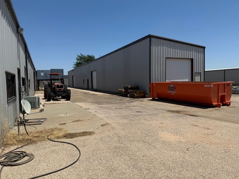 More Photos Of 14501 Interstate 27, Amarillo Warehouse For Lease