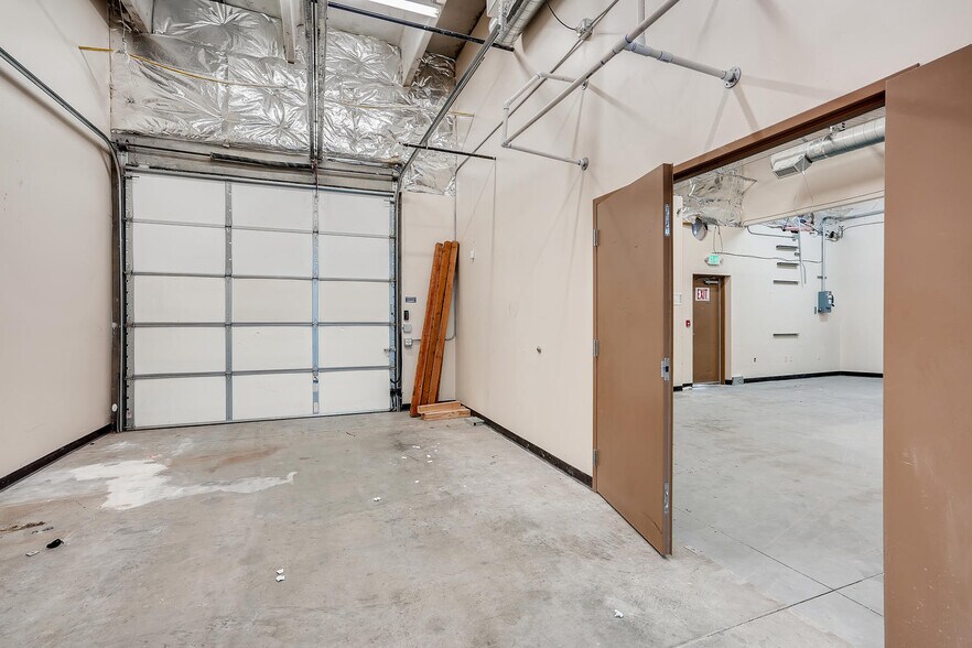 More Photos Of 4680 Table Mountain Dr, Golden Flex For Lease